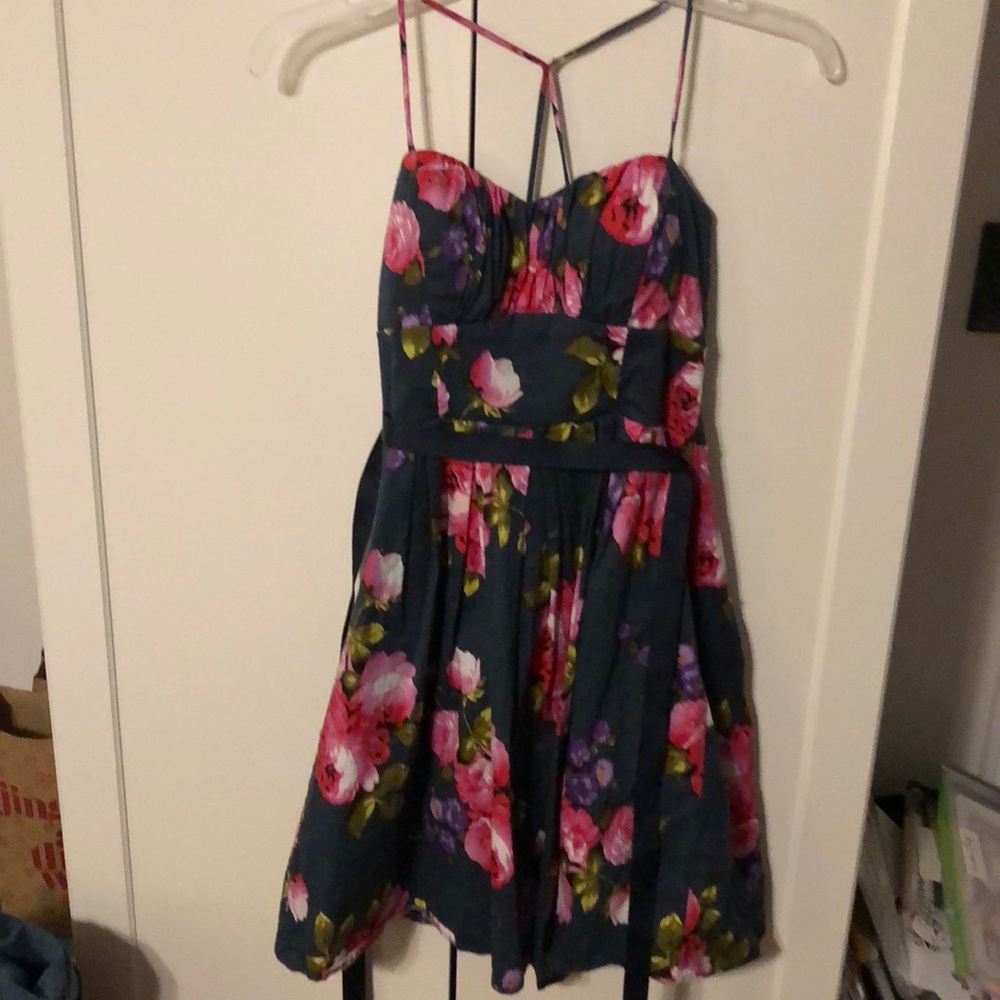 Dressy spaghetti strap short gown size 3